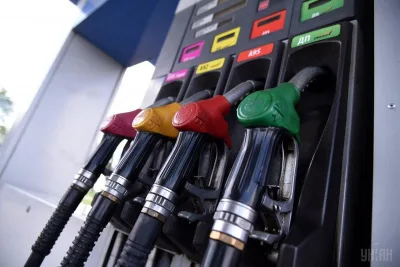 65 грн за літр: експерт попередив про можливий стрибок цін на бензин