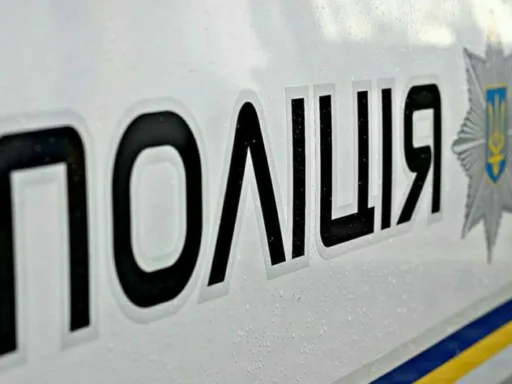 На Буковині поліцейські затримали чоловіка за нанесення тяжких тілесних ушкоджень односельчанину