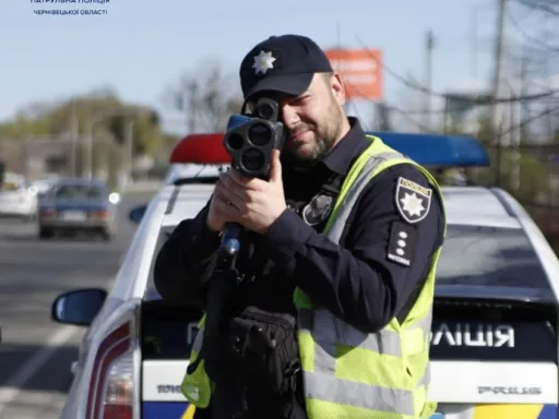 На Буковині водії продовжують перевищувати швидкість руху: поліція нагадує про відповідальність та автофіксацію
