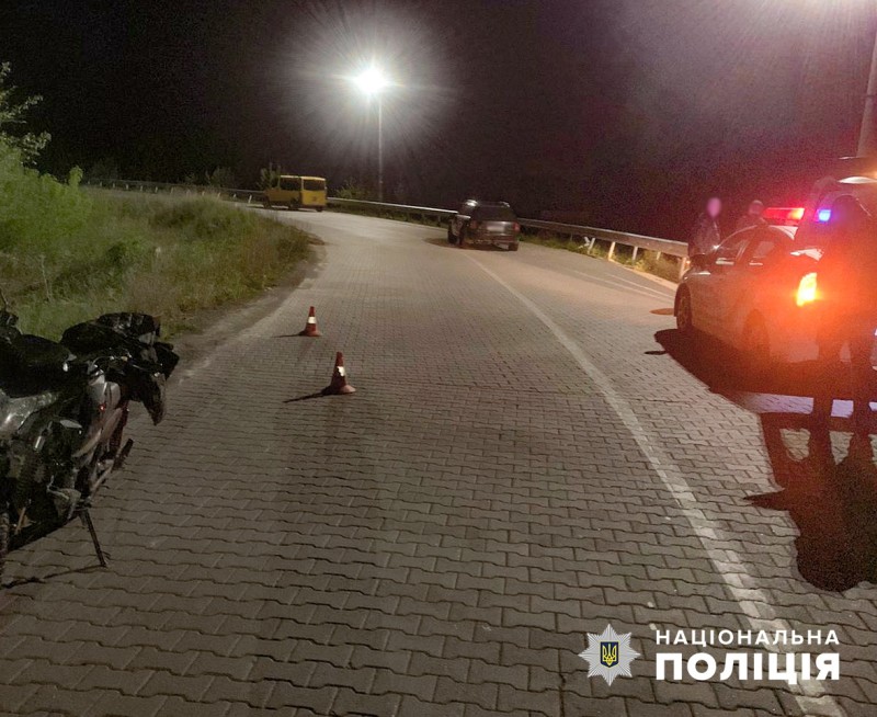 На Буковині впродовж минулої доби поліцейські задокументували дві ДТП з потерпілими