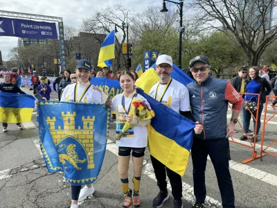 Незламна українка: 12 річна дівчина пробігла на протезі марафон у Бостоні