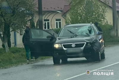 Смертельна аварія на Буковині: водійка збила 18 річного хлопця