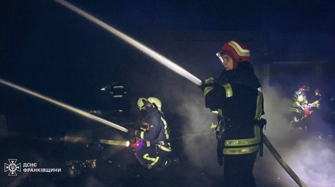 Ціллю окупантів на Івано Франківщині став об’єкт критичної інфраструктури: сталася пожежа
