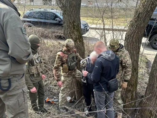 Викрито жителя Сумщини, який передавав координати місць дислокації українських військових та закликав наносити удари по ним