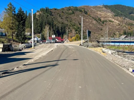 Зроблять під’їзд до пункту пропуску «Шепіт»: які дороги відремонтують цього року на Буковині