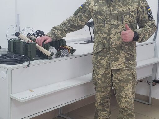 Благодійний Фонд “open Ukraine” передав РЕБи та детектор дронів на східний напрямок