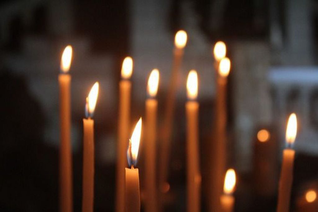 Поставити свічку й посповідатися онлайн: єпископ Феогност розповів, як церква ставиться до релігії в інтернеті