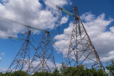 В енергосистемі значний дефіцит: українцям можуть аварійно вимикати світло