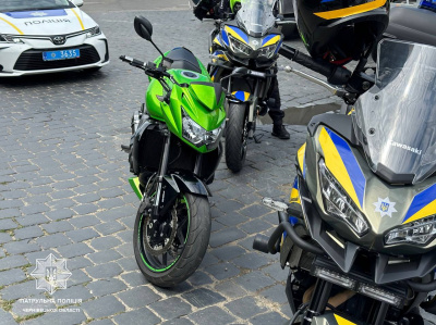 У Чернівцях затримали мотоцикліста без прав та під наркотиками